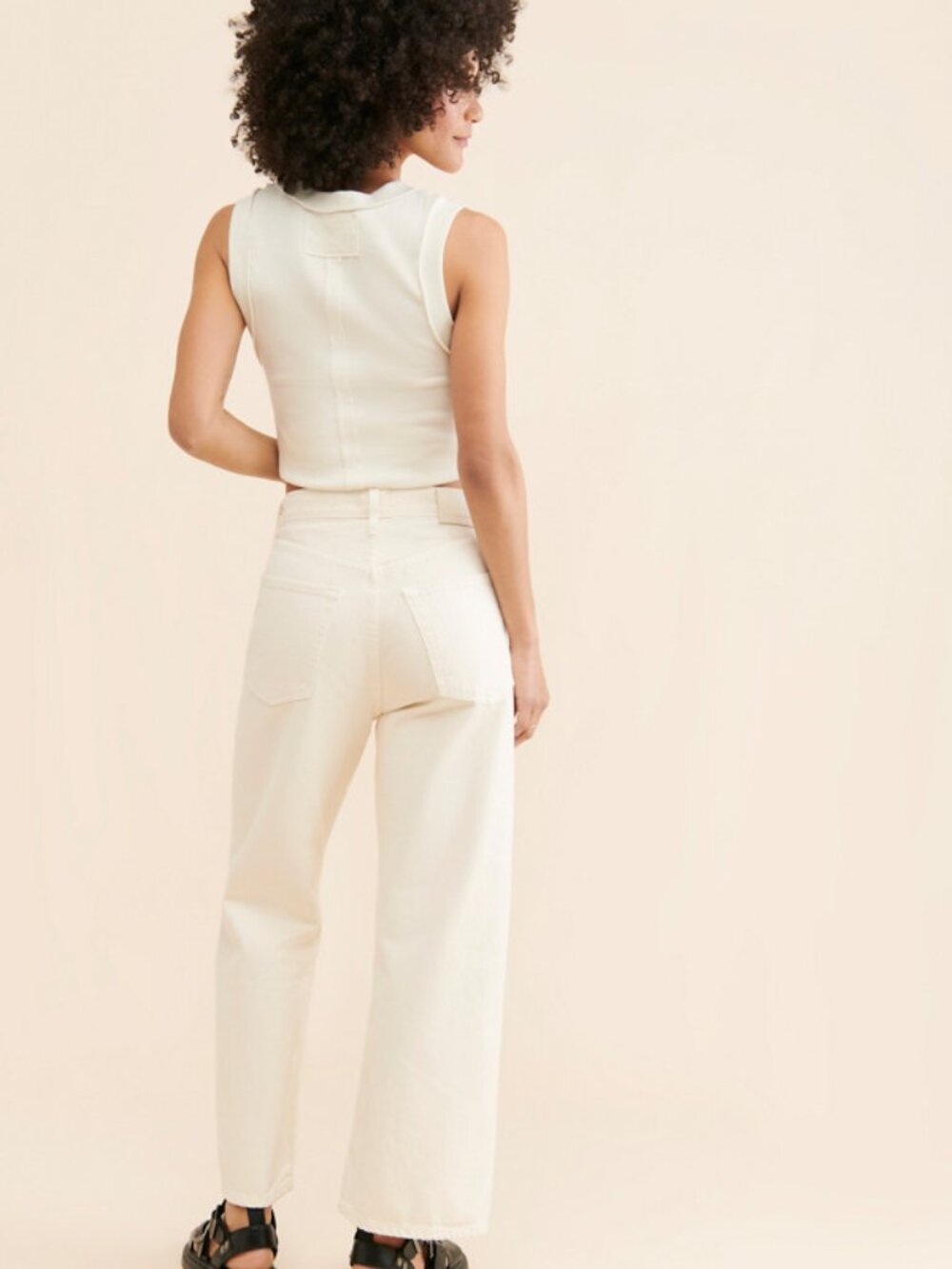 High-Rise Wide-Leg Jeans in Cream - Picture 3 of 10